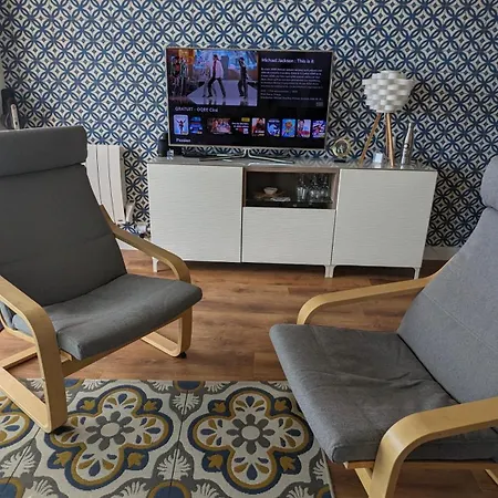 Kerlorandeevens, Face Mer, Parking *