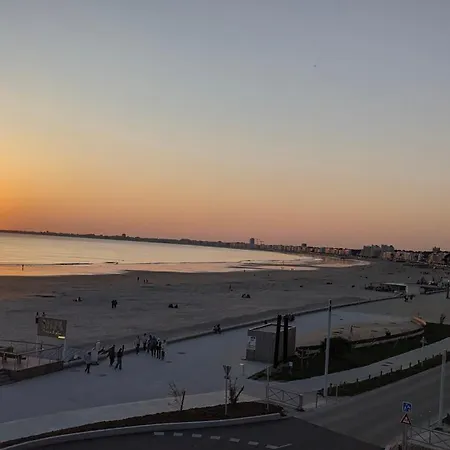 Kerlorandeevens, Face Mer, Parking 公寓