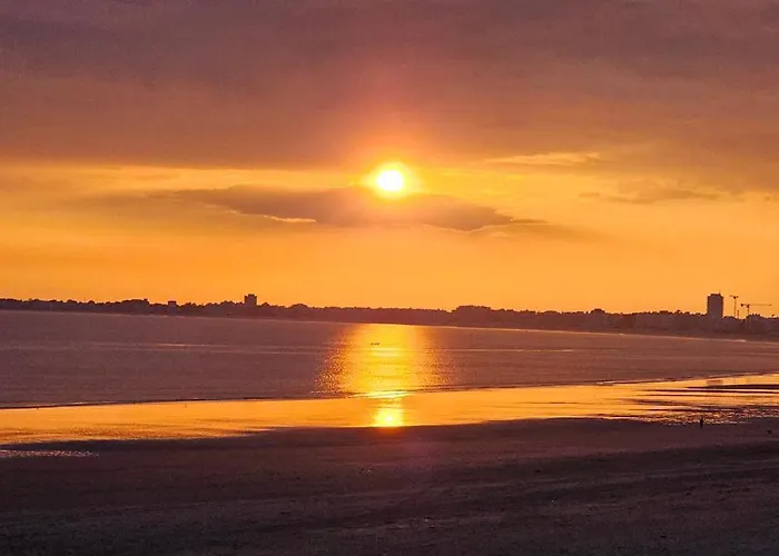 Kerlorandeevens, Face Mer, Parking 公寓