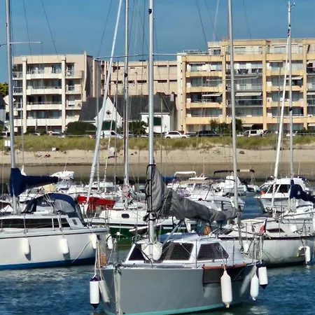 Apartment Kerlorandeevens, Face Mer, Parking